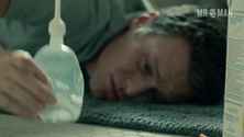 Looking 02e03 jonathangroff hd 02 small 3