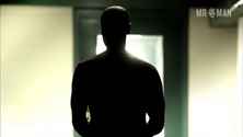 Houseoflies s04e01 doncheadle hd 02 small 3