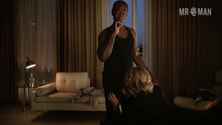 Houseoflies s04e08doncheadle hd 01 small 3